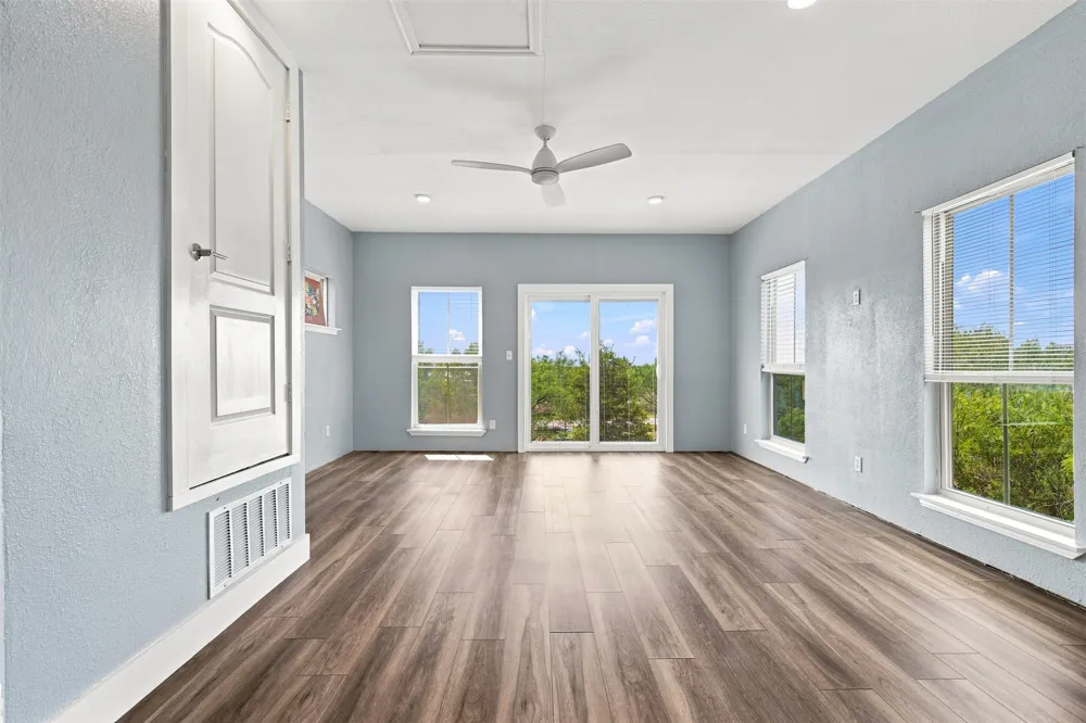 600 Highland Ranch Way Dale, TX 78616