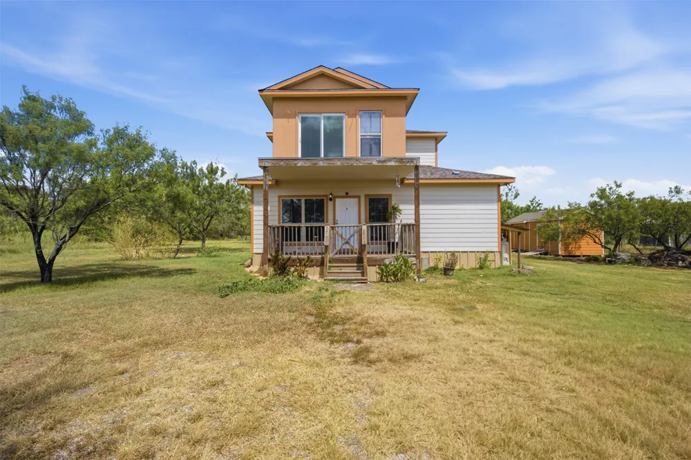 600 Highland Ranch Way Dale, TX 78616