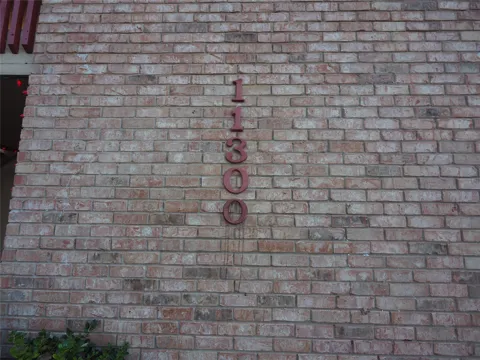 11300 Nicole Cove