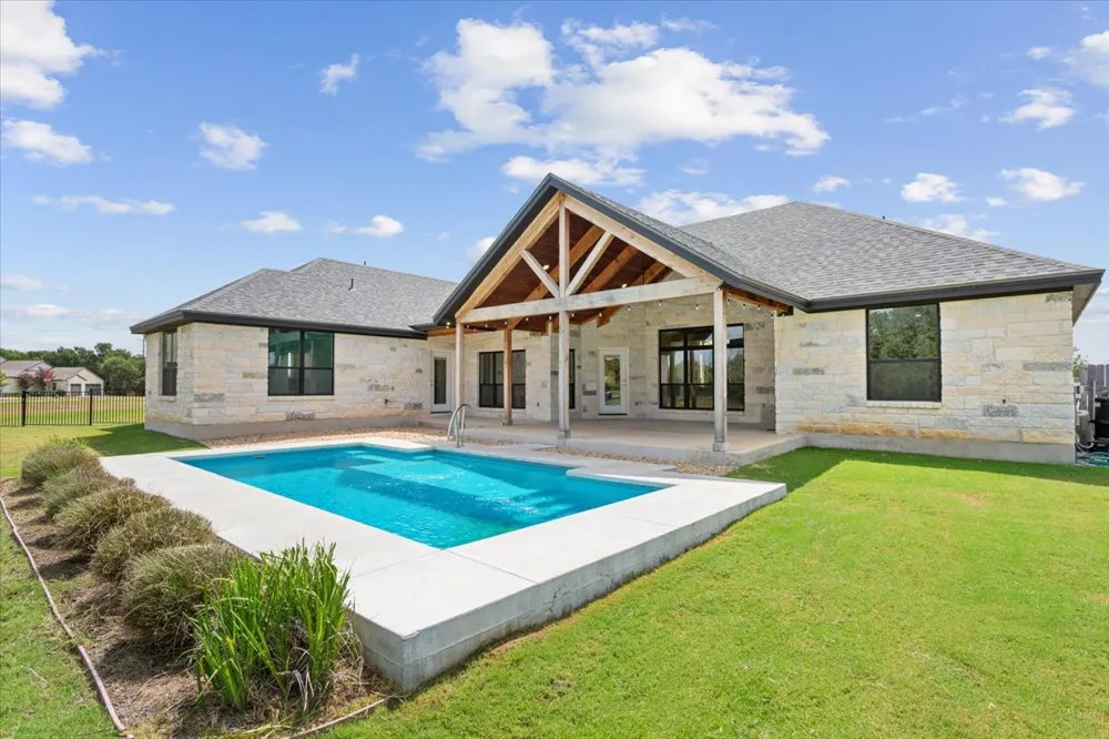 1235 Ambrose Drive Salado, TX 76571