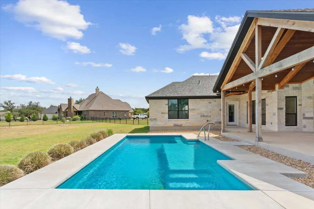 1235 Ambrose Drive Salado, TX 76571