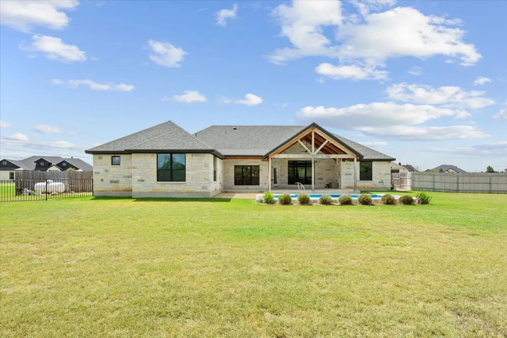 1235 Ambrose Drive Salado, TX 76571