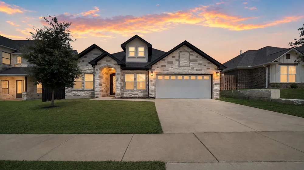 351 Firework Lane Giddings, TX 78942