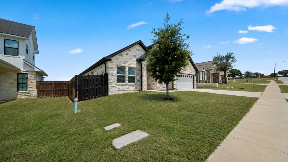351 Firework Lane Giddings, TX 78942