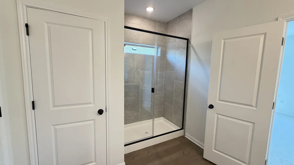 12421 Cockatto Crossing Manor, TX 78653