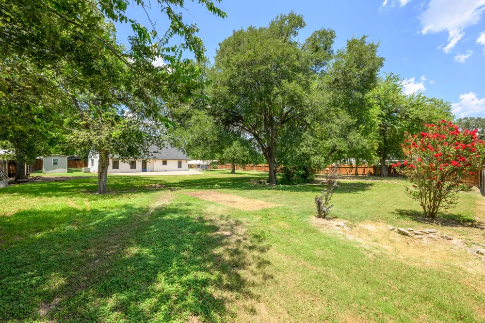 12900 Ben Milam Drive Manchaca, TX 78652