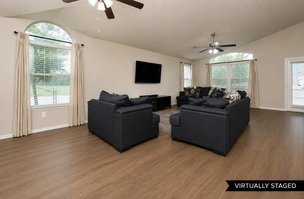 101 Igneous Lane Jarrell, TX 76537