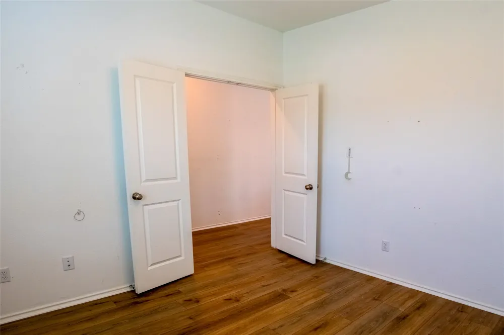 112 Perfect World Loop Jarrell, TX 76537