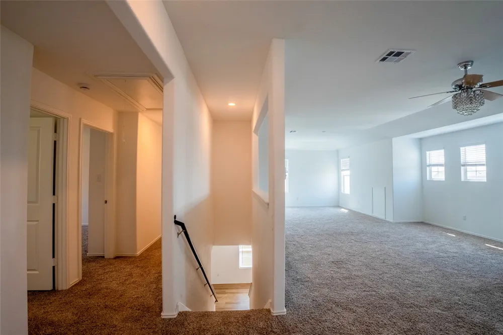 112 Perfect World Loop Jarrell, TX 76537