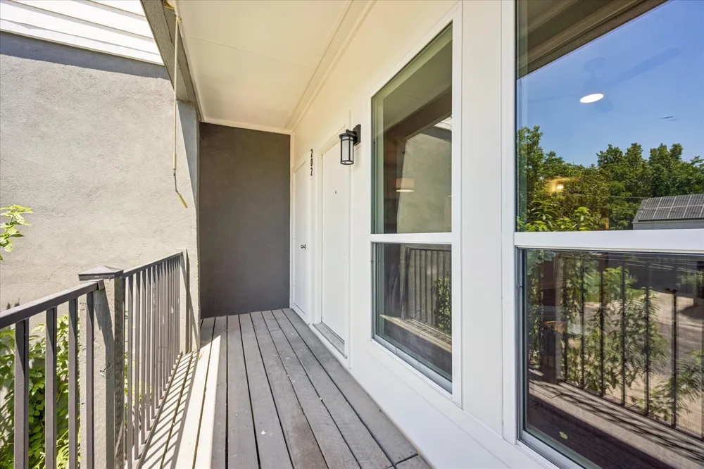 3903 Seiders Avenue #202 Austin, TX 78756