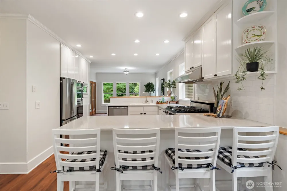 7879 Fletcher Bay Road NE Bainbridge Island, WA 98110