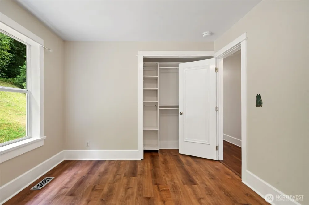 7879 Fletcher Bay Road NE Bainbridge Island, WA 98110