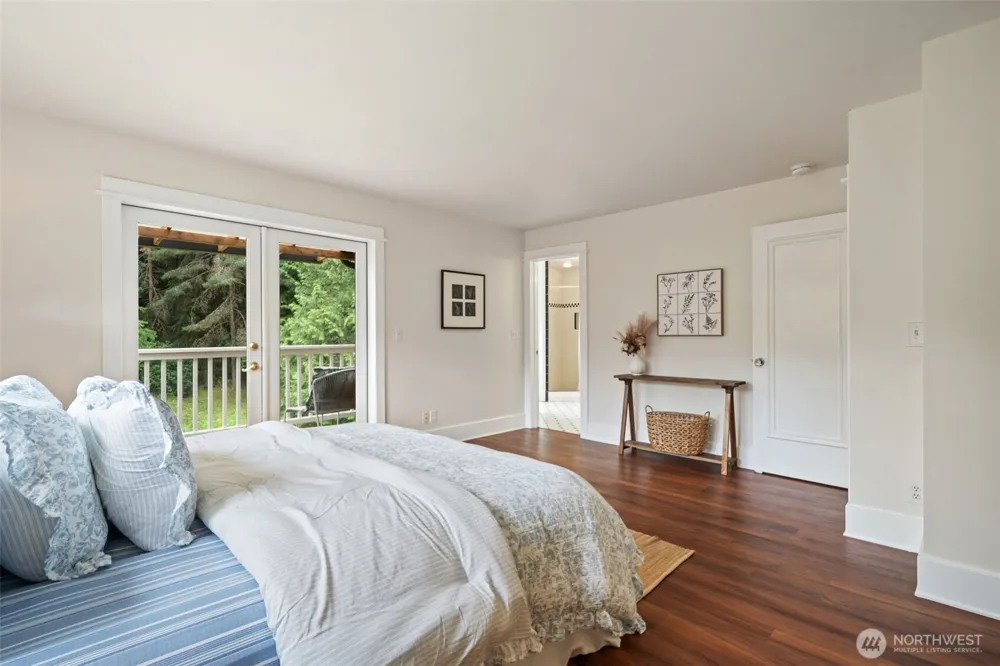 7879 Fletcher Bay Road NE Bainbridge Island, WA 98110