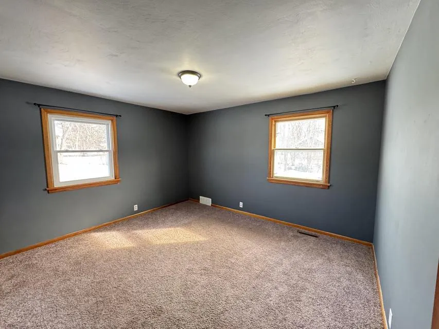 3334 W Glendora Road Weesaw Township, MI 49128