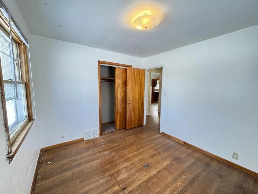 3334 W Glendora Road Weesaw Township, MI 49128