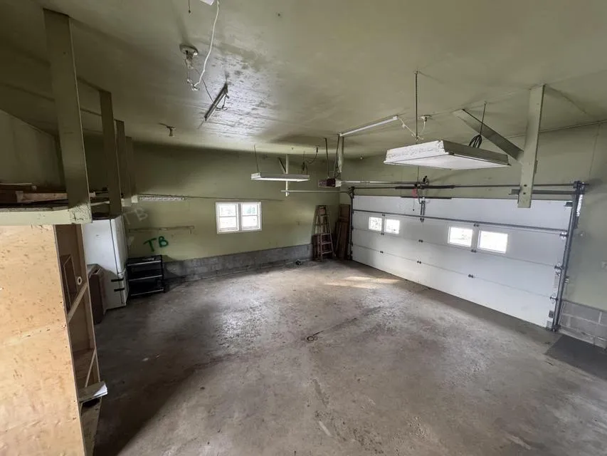 3334 W Glendora Road Weesaw Township, MI 49128