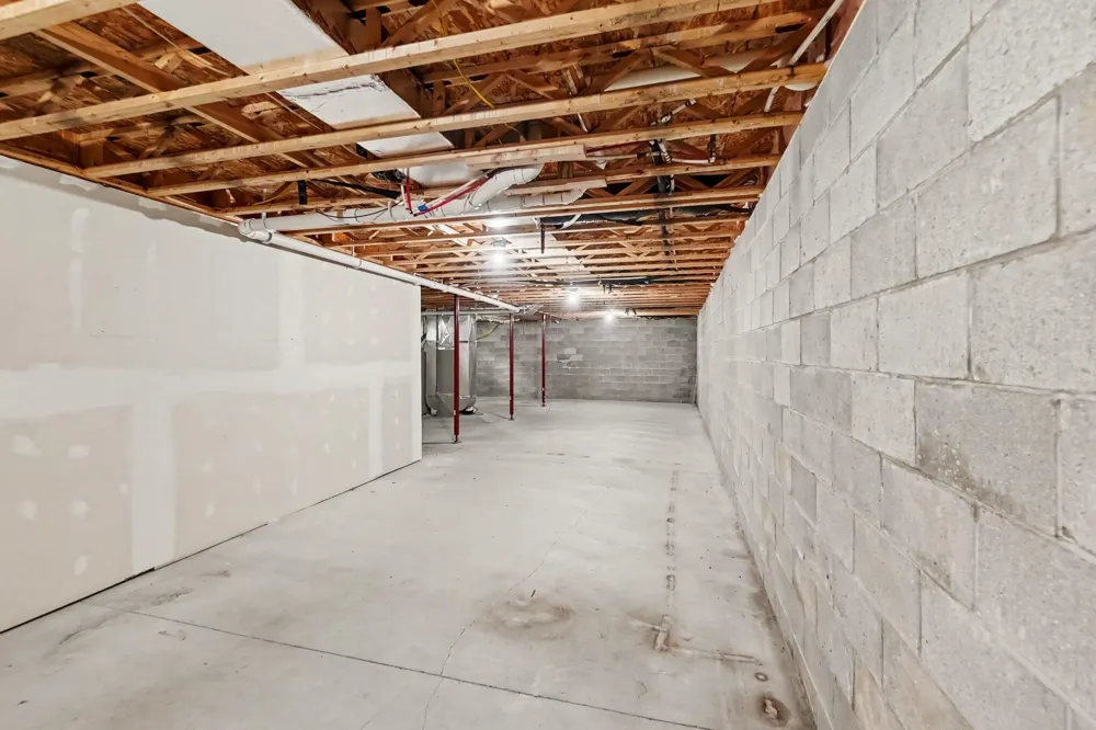 6780 Blue Lake Road Dalton Township, MI 49457