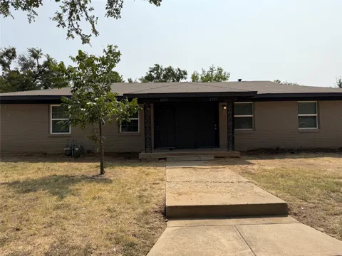 2505 Normont Circle
