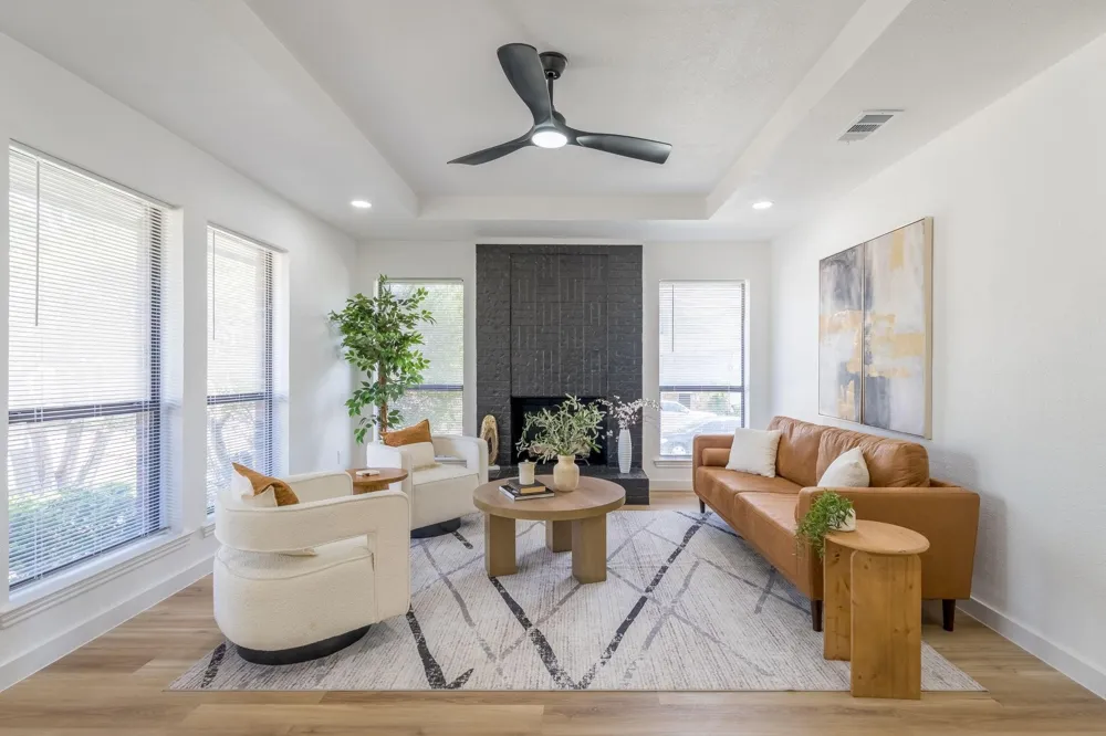 306 BARDFIELD AVENUE Garland, TX 75041