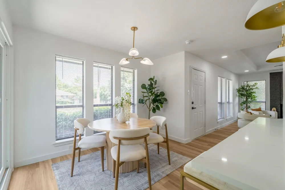 306 BARDFIELD AVENUE Garland, TX 75041