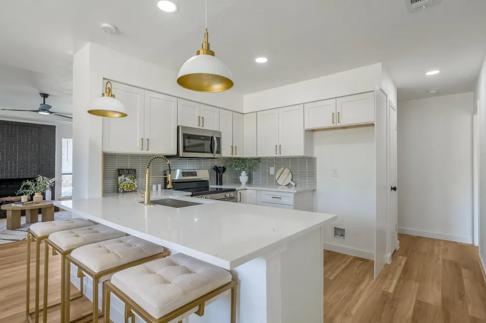 306 BARDFIELD AVENUE Garland, TX 75041