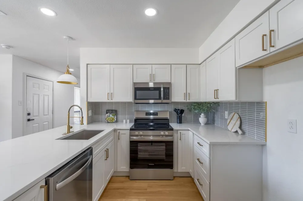 306 BARDFIELD AVENUE Garland, TX 75041