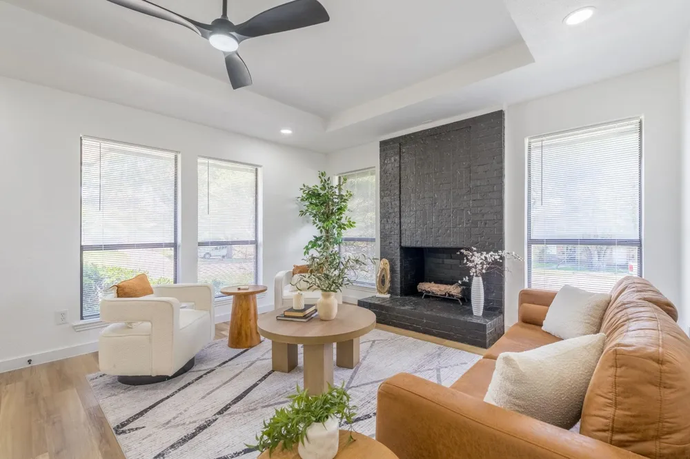 306 BARDFIELD AVENUE Garland, TX 75041