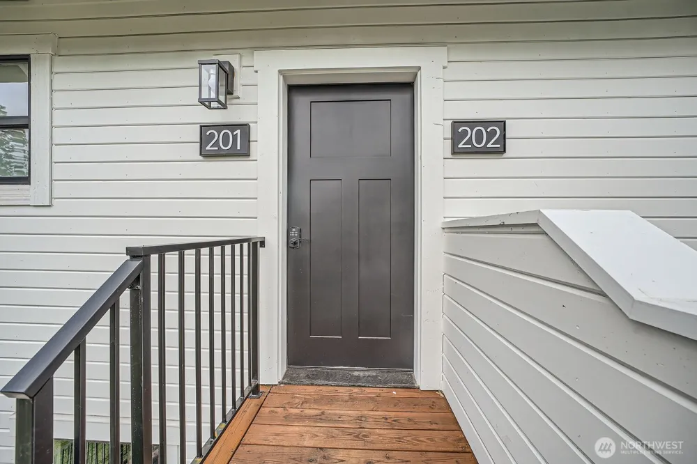 31628 W Commercial Street #202 Carnation, WA 98014