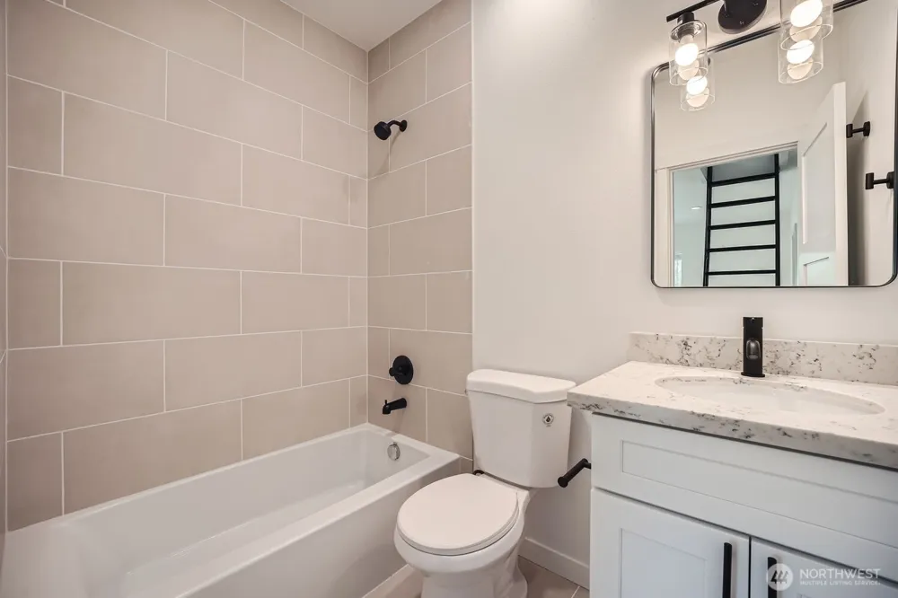 31628 W Commercial Street #202 Carnation, WA 98014