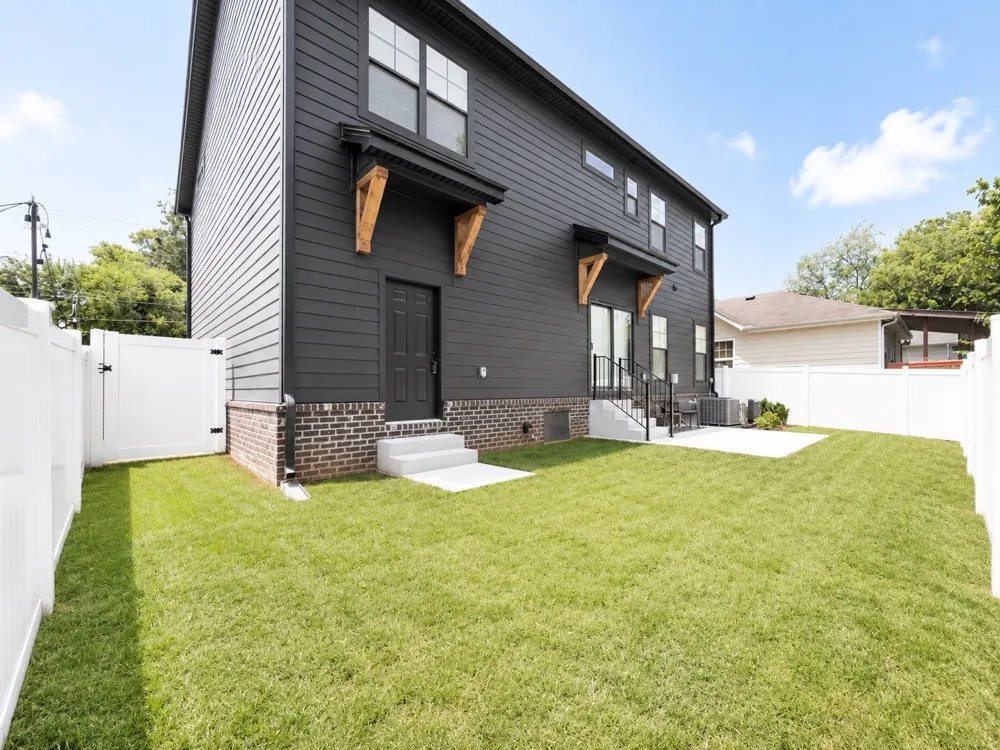 443 East Castle St Murfreesboro, TN 37130