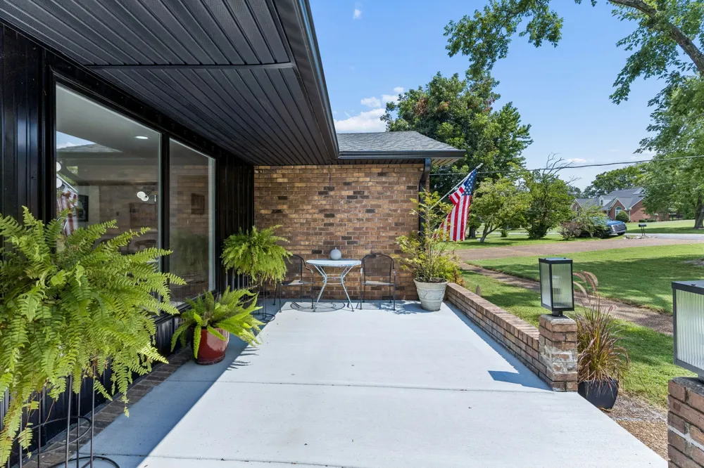 146 Fairways Dr Hendersonville, TN 37075