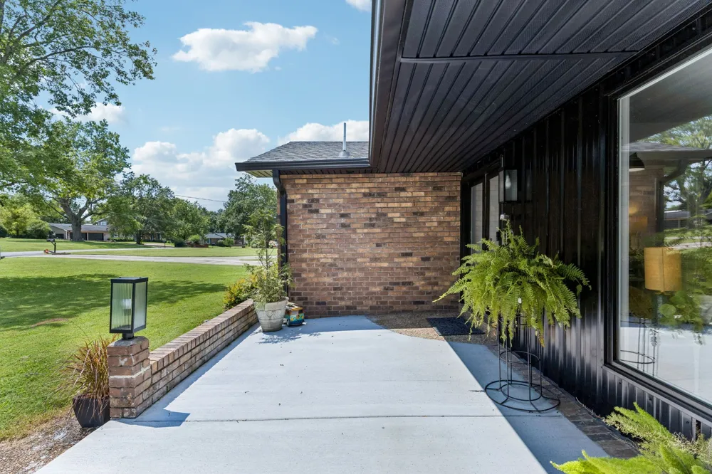 146 Fairways Dr Hendersonville, TN 37075