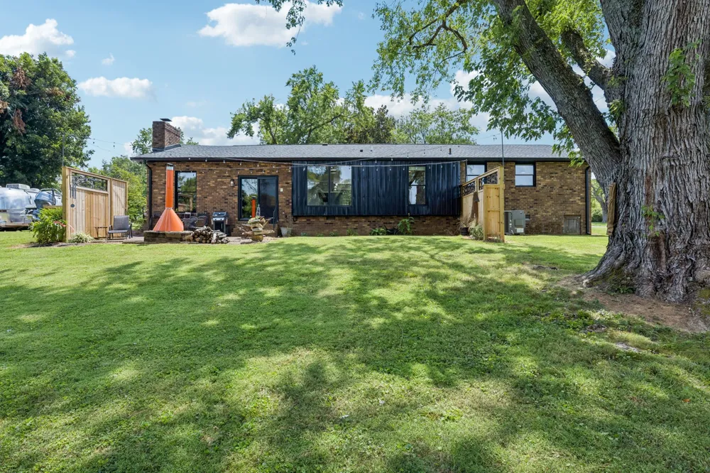 146 Fairways Dr Hendersonville, TN 37075
