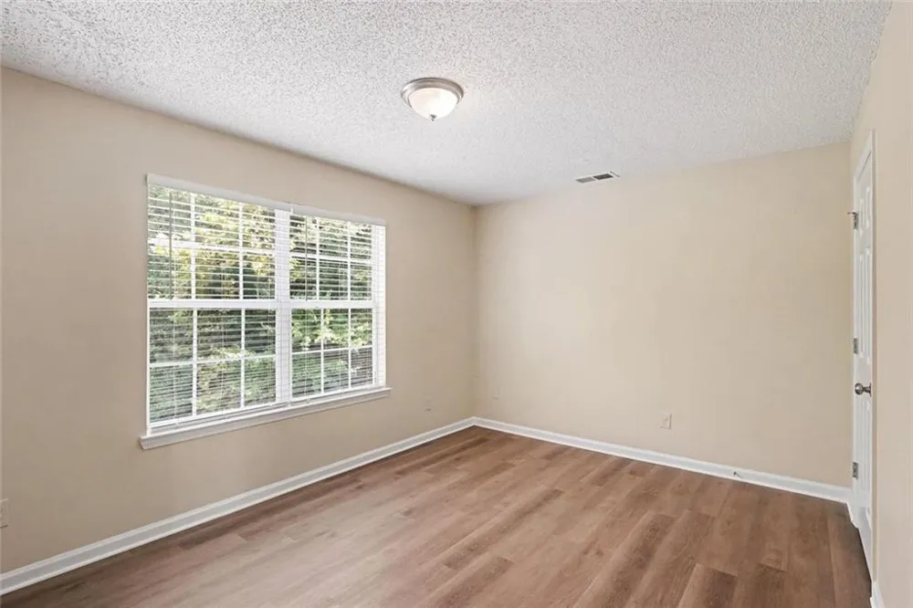 228 Kings Cove Locust Grove, GA 30248