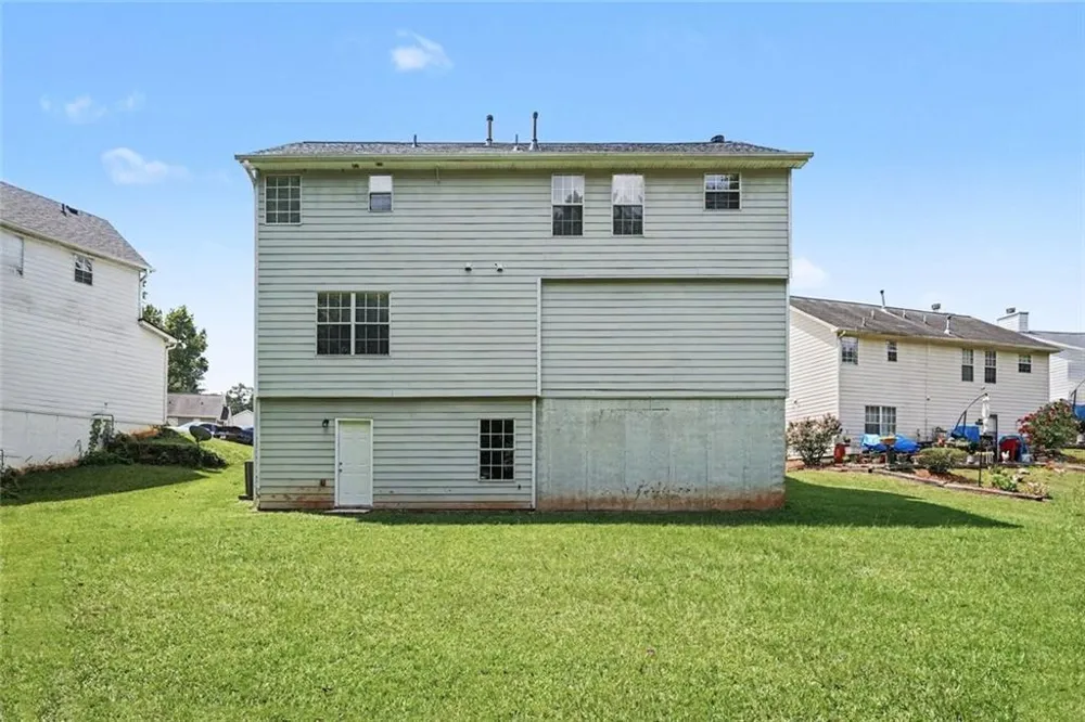 228 Kings Cove Locust Grove, GA 30248