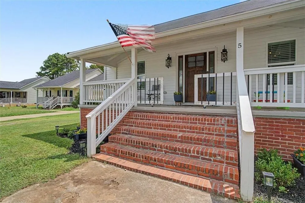 5 Oak Street Aragon, GA 30104