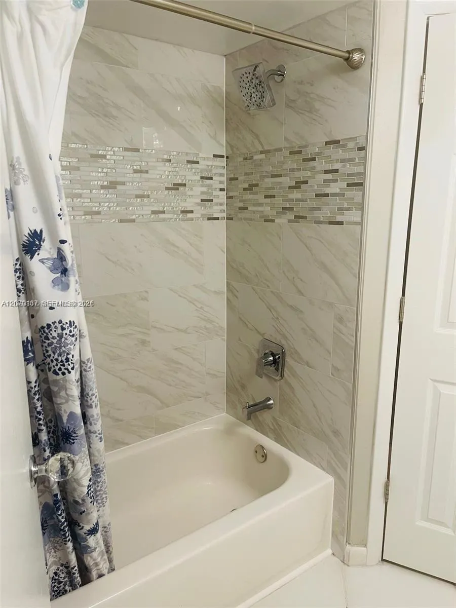 10551 W Broward Blvd #111 Plantation, FL 33324