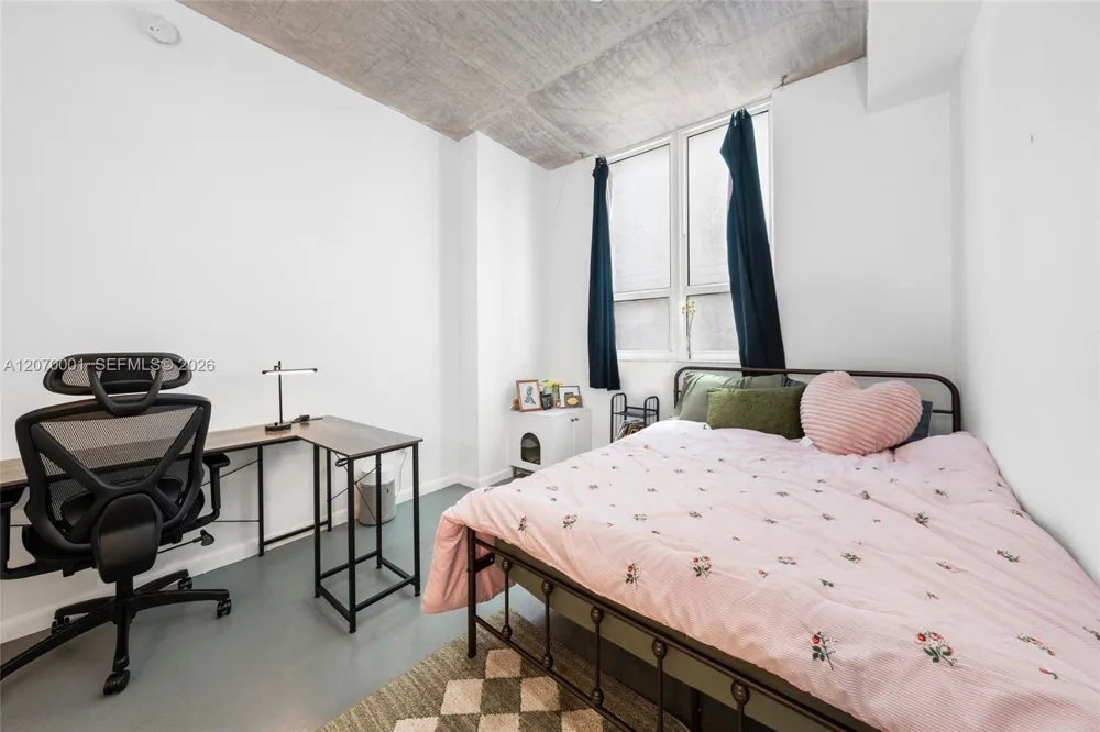234 NE 3rd St #602 Miami, FL 33132