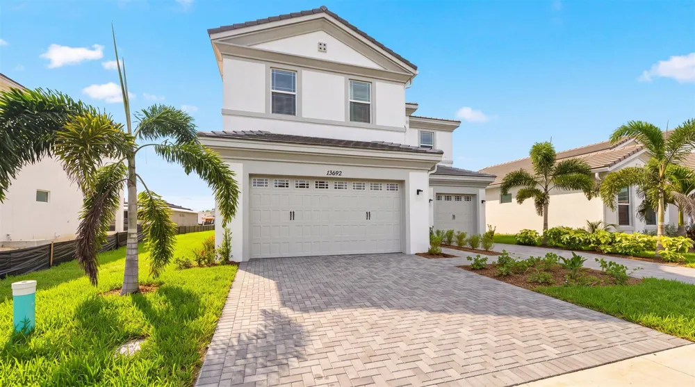 13692 Century Oak Circle Westlake, FL 33470