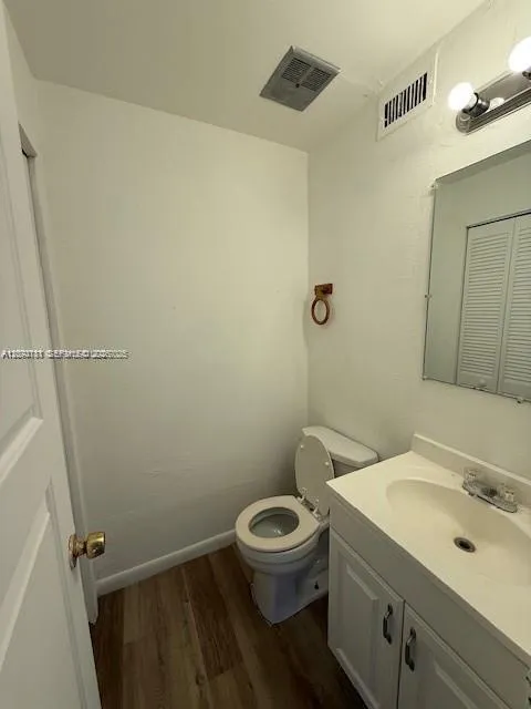 2010 NW 59th Way #1 Lauderhill, FL 33313