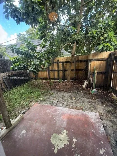 2010 NW 59th Way #1 Lauderhill, FL 33313