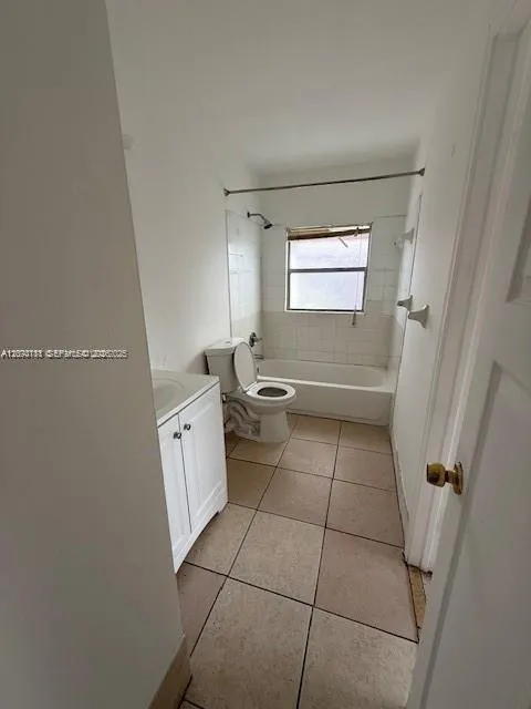 2010 NW 59th Way #1 Lauderhill, FL 33313