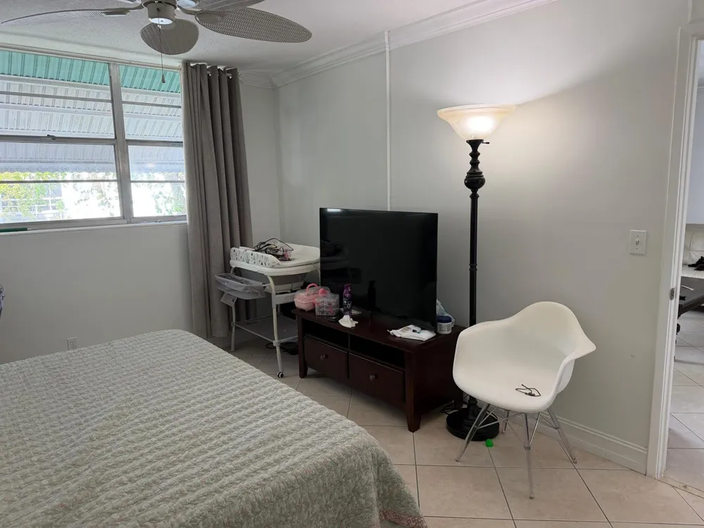 400 SE 10th Street #202 Deerfield Beach, FL 33441