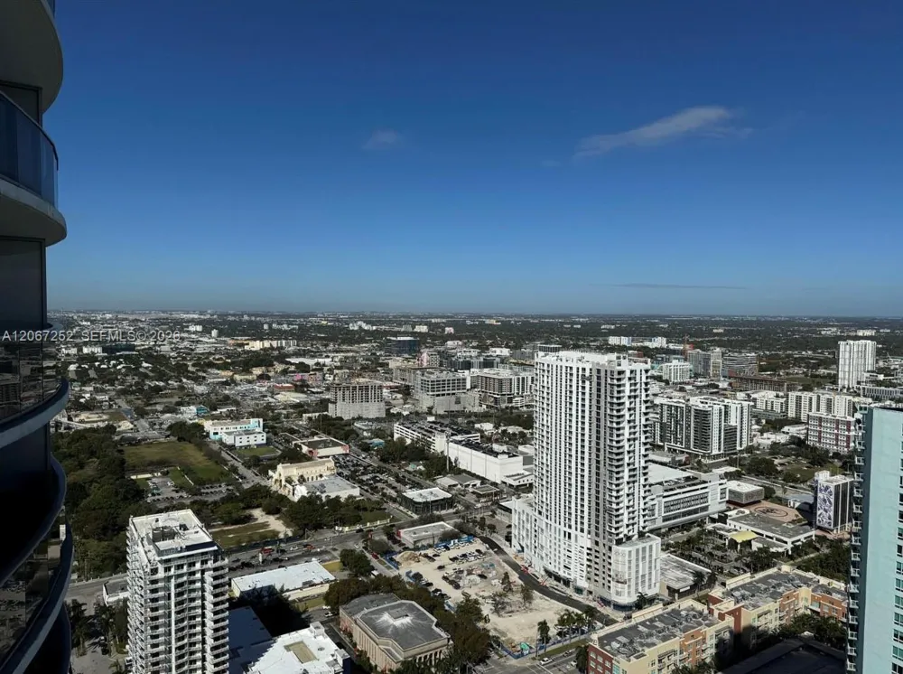 488 NE 18th St #5005 Miami, FL 33132