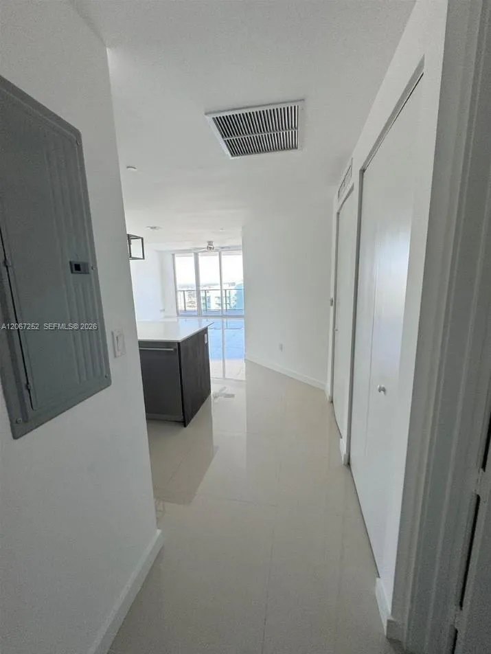 488 NE 18th St #5005 Miami, FL 33132