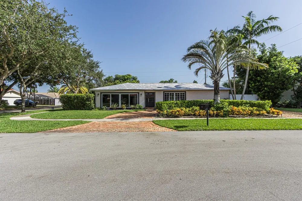 1 Tam O Shanter Lane Boca Raton, FL 33431