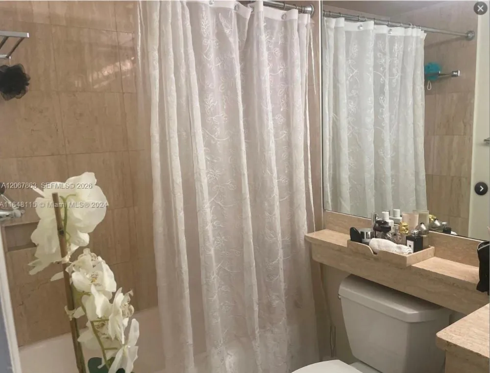 700 Biltmore Way #818 Coral Gables, FL 33134