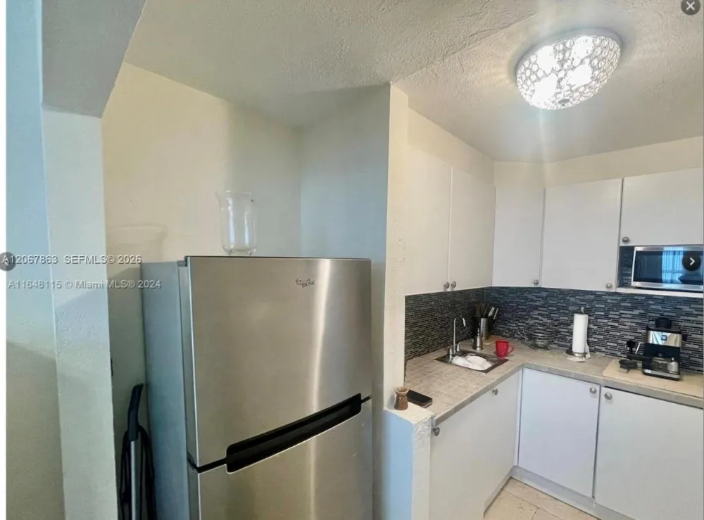 700 Biltmore Way #818 Coral Gables, FL 33134