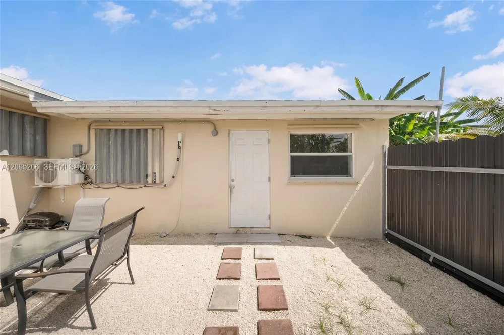 27925 SW 163rd Ave Homestead, FL 33031