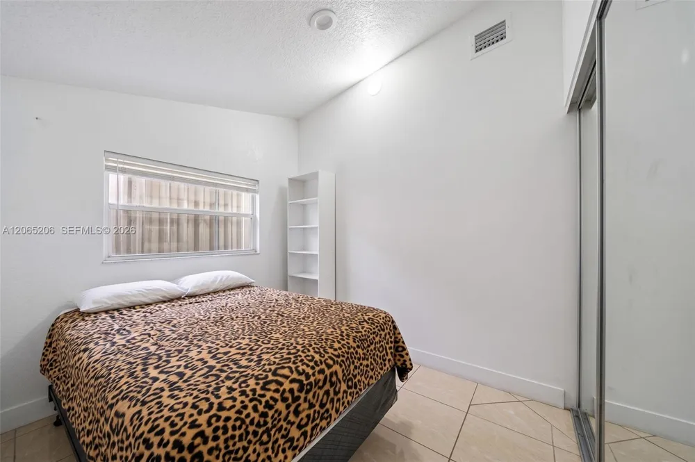 27925 SW 163rd Ave Homestead, FL 33031